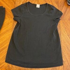 Old Navy maternity tshirt